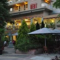Heat Complex Family Hotel, hotel u gradu 'Peshtera'