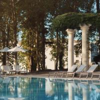 Astor Garden Hotel, hotel in St. St. Constantine and Helena