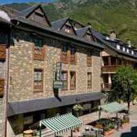 Hotel Avenida Benasque, ξενοδοχείο σε Benasque