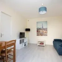 Le Bon Repos - Séjours professionnels et vacances en famille aux portes de Paris, хотел в Garches