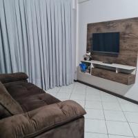 Apartamento com mobília nova 201!, hotel in zona Aeroporto Francisco Beltrao - FBE, Francisco Beltrão