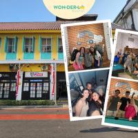 Wonderloft Hostel Kota Tua, hotel en Old Town, Yakarta
