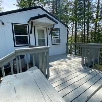 Lincolnwood Cabin 1