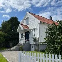 Hybel med bad, hotell sihtkohas Egersund