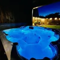 KosyHouse - Un petit coin de paradis-SPA & Massage, hotel a Cauffry