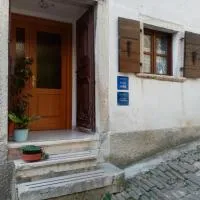 Rooms Serafin, hotel u gradu Motovun
