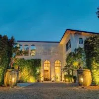 O2 The Residence โอทู เดอะ เรสซิเดนซ์, viešbutis mieste Kančanabūris