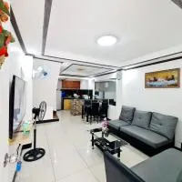 Furnished House in Calapan City Subdivision near ROBINSONS Mall L33, viešbutis mieste Calapan