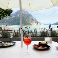 Ca del Lac Rooms, hotel di Castro