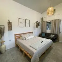 Nueva San Salvador에 위치한 호텔 Casa Serena B&B