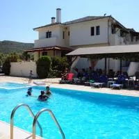 Palirria Hotel & Studios