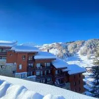 Résidence le DORONIC Duplex 8 pers La Plagne 1800, hotel u gradu 'Plagne 1800'