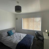 Corporate Stay - 4 Bedroom in Birmingham