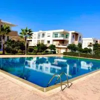 Appartement Vue Sur Piscine Imi Ouaddar Taghazout, ξενοδοχείο σε Agadir nʼ Aït Sa