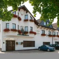 Landhotel Lohmann, hotel v destinaci Langenfeld