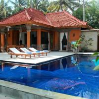 Villa Hanoman Candidasa - 3 Bedrooms With Private Pool, hotelli kohteessa Candidasa