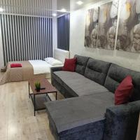 Квартира с гостиничным сервисом в центре Петропавловска, hotel poblíž Petropavl Airport - PPK, Petropavlovsk