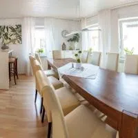 Wilhelm Appartements 100 qm Komfort und Fitness im Zentrum Brackenheim nähe Tripsdrill、Brackenheimのホテル