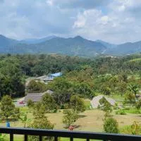 Villa with Titiwangsa Hill View, hotel a Kerling