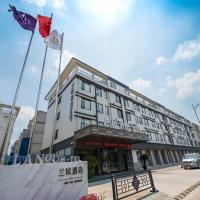 LanOu Hotel Wuxi Anzhen East High-Speed Railway Station, hotell i Xi Shan District i Wuxi