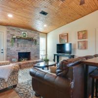 Ranch Getaway with Pool and Horse Stall Access!, hotel near Eaker Field - DUA, Calera