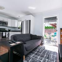 Great 1-bedroom Suite Near Downtown Langford