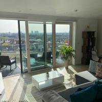 7th floor apartment, hotel em Walworth, Londres