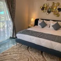 Joets Guesthouse, hotelli kohteessa Bogmalo
