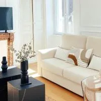 Le Haussmann ⸱ Stationnement gratuit ⸱ Fibre, hotel em Déols