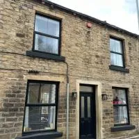 Entire boutique mill cottage, hotel u gradu 'Elland'