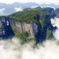 Zhangjiajie Porui Hotel - Tianmen Mountain، فندق في تشانغجياجيه