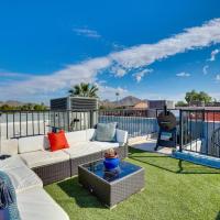 Phoenix Townhome Rooftop Patio with Skyline Views!