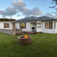 PepperTree Farm Stay, hotel near King Island Airport - KNS, Grassy