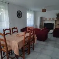La petite maison、Mesnil-Saint-Nicaiseのホテル
