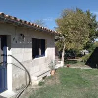 Gîte VillaBoé, hotell i Villebois-Lavalette