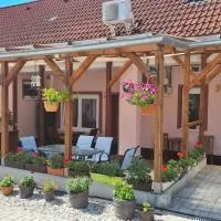 Pikoló Vendéglő és Vendégház, hotel u gradu Bakonybél