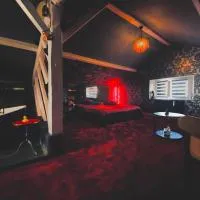 Loft Love-Room, hotel u gradu 'Saint-Vincent-de-Paul'