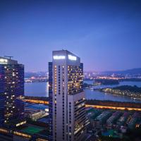 The Westin Nanjing Xuanwu Lake – hotel w dzielnicy Gu Lou w mieście Nankin