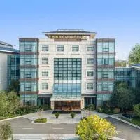 Viesnīca Courtyard by Marriott Wuxi Lihu Lake pilsētā Usji