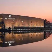 JW Marriott Shanghai Fengxian, hotel v Šanghaji