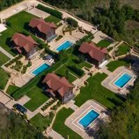 Evritos Villas & Suites with pool