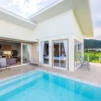 Vann House Chiang Rai- near Mae Fah Luang University, hotelli kohteessa Chiang Rai