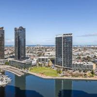 Relax and Unwind by the Dock -Car park included-, hotel in Docklands, Melbourne