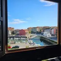 Hotel Puerto Rico – hotel w mieście Llanes