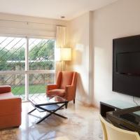 Apartamentos Vértice Bib Rambla, hotel in zona Aeroporto di Siviglia - SVQ, Siviglia