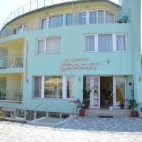 Family Hotel Coral, hotel u četvrti 'Budjaka' u gradu 'Sozopol'