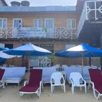 Hostal azul beach isla baru, hotel in Playa Blanca