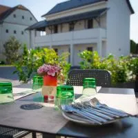 La Róna Rooms, hotel em Kiskőrös