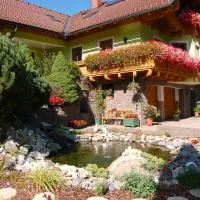 Landhaus Brugg, hotel Atzensberg városában