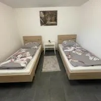Handwerkerwohnung KG Sutterain, hotel v mestu Essenbach